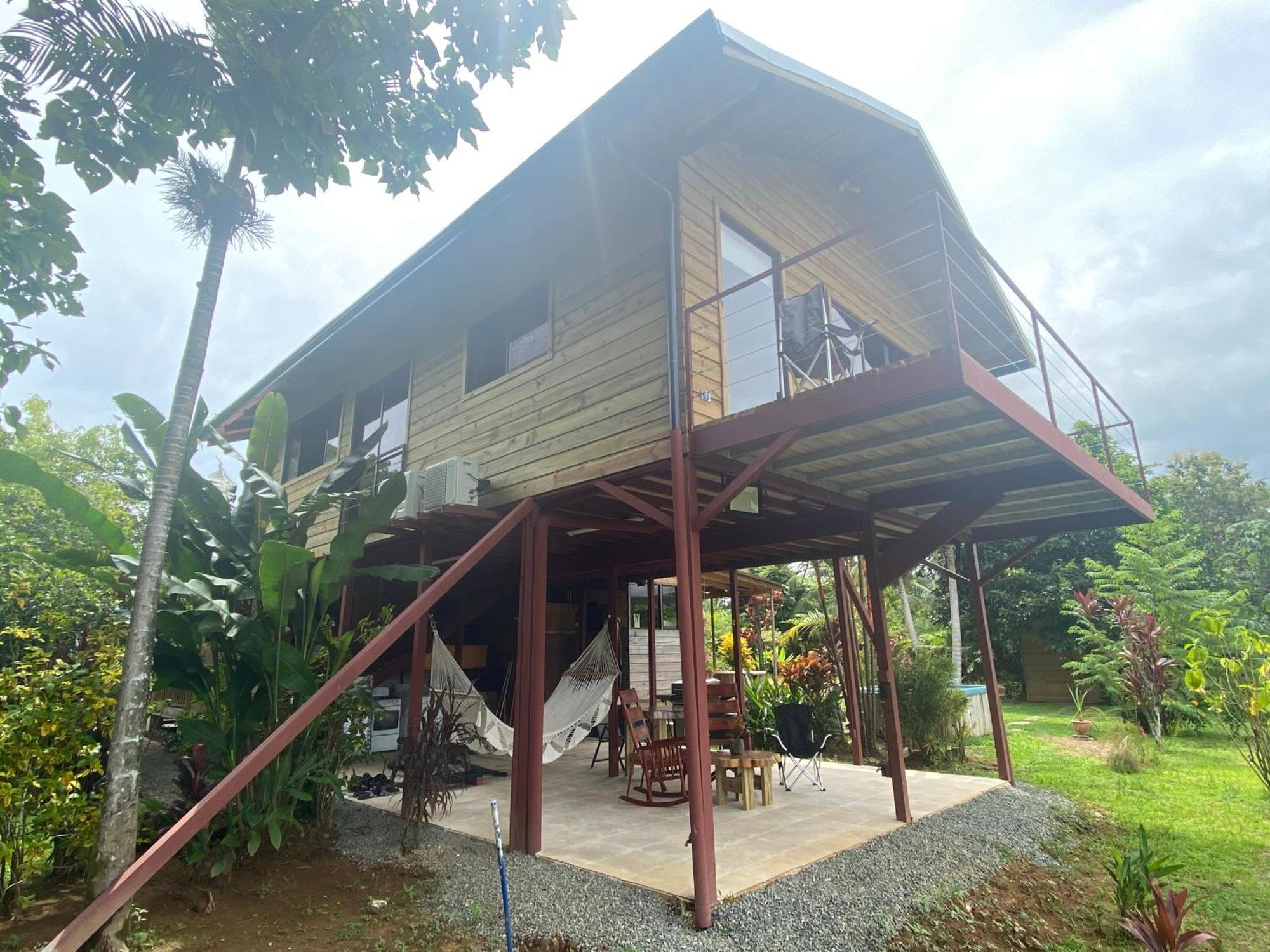 Uvita Oasis Retreat With Villa Cabins And Apartment Exterior photo