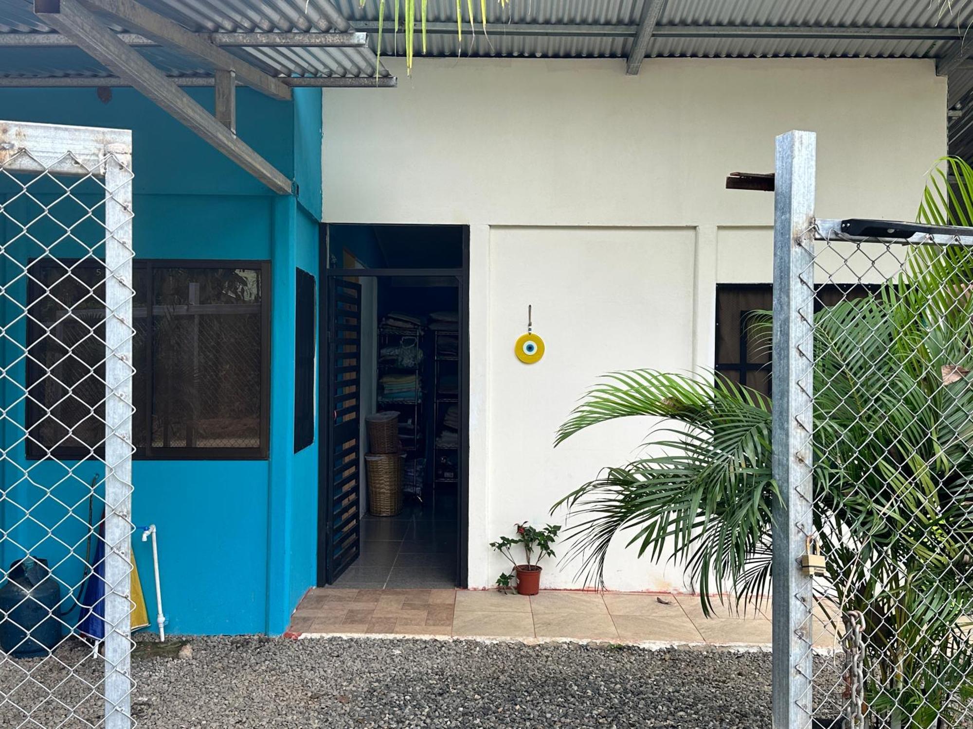 Uvita Oasis Retreat With Villa Cabins And Apartment Exterior photo